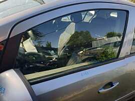 Geam Sticla Culisant de pe Usa Portiera Stanga Fata Opel Corsa D 4 Usi 2006 - 2014 [C0031]