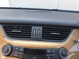 Grila Gura Aerisire Ventilatie Bord Centrala Mercedes CLS C219 W219 Facelift 2004 - 2010 [C0209]