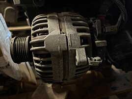 Alternator Nissan Qashqai 1.5 DCI 2006 - 2014 Cod 0124525140 8200728292 [C1133] [Depozit]