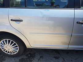 Usa Usi Portiera Portiere Dreapta Spate cu DEFECT VW Touran 2003 - 2007 Cod Culoare LA7W