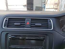 Grila Grile Ventilatie Bord Centrala VW Jetta 2011 - 2015