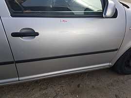 Usa Usi Portiera Portiere Dreapta Fata Dezechipata VW Golf 4 1998 - 2006 Culoare LA7W