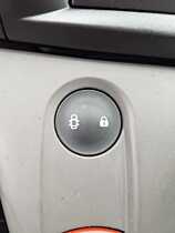 Buton Blocare Deblocare Usa Usi Portiera Portiere Renault Scenic 2 2003 - 2009