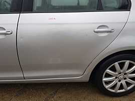 Usa Usi Portiera Portiere Spate Stanga Dezechipata VW Jetta 2005 - 2011 Culoare LA7W