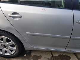 Usa Usi Portiera Portiere Dreapta Spate Dezechipata cu Defect VW Golf 5 Hatchback 2004 - 2008 Culoare LA7W