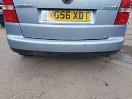 Bara Spoiler Spate cu Locas Senzori Parcare VW Touran 2003 - 2007 Culoare LB5M