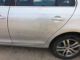 Usa Usi Portiera Portiere Stanga Spate Dezechipata cu DEFECT VW Jetta 2005 - 2011 Culoare LA7W