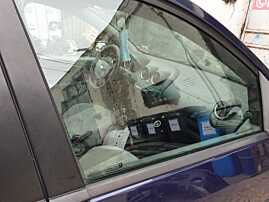 Geam Sticla Usa Portiera Dreapta Fata Ford Fiesta MK 5 4 Usi 2002 - 2008