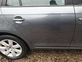 Usa Usi Portiera Portiere Dreapta Spate Dezechipata VW Golf 6 Break Combi 2008 - 2014 Culoare LD7X