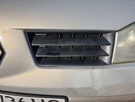 Grila Superioara Stanga Langa Emblema Renault Megane 2 2002 - 2005
