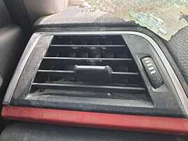 Gura Grila Deflector Aer Aerisire Ventilatie Bord Stanga BMW Seria 3 F30 F31 LCI Facelift 2014 - 2018