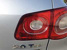 Tripla Stop Lampa Dreapta de pe Haion Haion Portbagaj Volkswagen Tiguan NFL Non Facelift 2007 - 2011 [K0465]