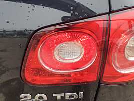 Tripla Stop Lampa Dreapta de pe Haion Hayon Portbagaj Volkswagen Tiguan NFL Non Facelift 2007 - 2011 [K1006]