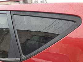 Geam Sticla Fix de pe Aripa Stanga Spate Sus Kia Ceed Ceed Break Avant 2007 - 2013 [K1334]
