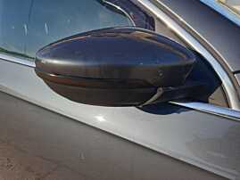 Oglinda Electrica Dreapta cu Pliere Rabatare si Lumina Ambientala Volkswagen Passat B7 2010 - 2015 Culoare LK7X [K2084]