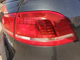 Tripla Stop Lampa Dreapta de pe Aripa Caroserie Volkswagen Passat B7 Break Combi 2010 - 2015 [K2088]