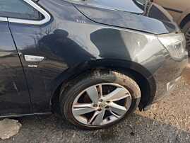 Aripa Dreapta Fata Opel Astra J 2009 - 2016 Culoare Z22C [K3373]