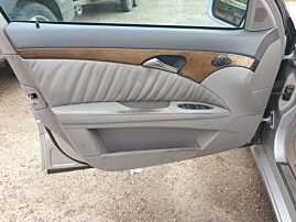 Panou Tapiterie Piele Fata Interioara de pe Usa Portiera Stanga Fata cu Uzura Mercedes Clasa E Class W211 2002 - 2009 [K3466]