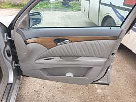 Panou Tapiterie Piele Fata Interioara de pe Usa Portiera Dreapta Fata cu Uzura Mercedes Clasa E Class W211 2002 - 2009 [K3469]