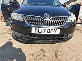 Bara Spoiler Fata cu Grile si Proiectoare Skoda Rapid 2012 - 2017 Culoare LF9R [K4348]