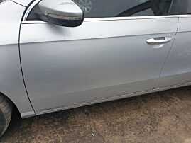 Usa Usi Portiera Portiere Stanga Fata Dezechipata Volkswagen Passat B7 2010 - 2015 Culoare LA8X [K3742]