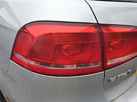 Tripla Stop Lampa Stanga de pe Aripa Caroserie Volkswagen Passat B7 Break Combi 2010 - 2015 [K3750]