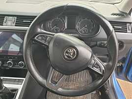 Volan 3 Spite cu Comenzi FARA Airbag cu Uzura Skoda Octavia 3 2013 - 2020 [K3595]