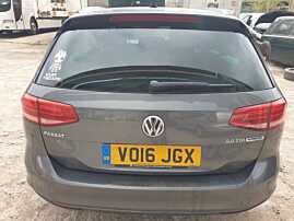 Haion Hayon Capota Portbagaj Dezechipat cu Luneta Geam Sticla cu Imperfectiune Volkswagen Passat B8 2015 - 2023 Culoare LR7H [K4688]