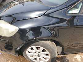 Aripa Dreapta Fata cu Defect Volkswagen Golf 5 Plus 2004 - 2008 Culoare L041 [K5064]