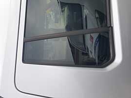 Geam Sticla Mic Fix de pe Usa Portiera Dreapta Spate Land Rover Discovery 3 L319 2004 - 2009 [K5344]