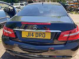 Bandou Grila Ornament Crom Nichel de pe Capota Portbagaj Mercedes Clasa E Class W207 C207 A207 Coupe 2 Usi E180 E200 E220 E250 E300 E320 2009 - 2016 [K5567]