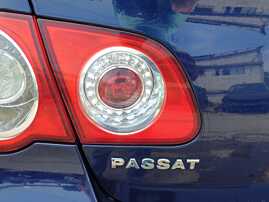 Tripla Lampa Stop Stanga Standard de pe Capota Portbagaj Volkswagen Passat B6 Berlina Sedan 2005 - 2010 [K9792]