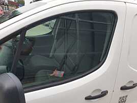 Geam Sticla Culisant de pe Usa Portiera Stanga Fata Peugeot Partner 2 2008 - 2016 [K7867]