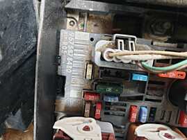 Tablou Panou Sigurante BSM BSM-R05 Citroen Berlingo 2 1.6 HDI 2008 - 2015 Cod Cod 9675878480 [K7894]