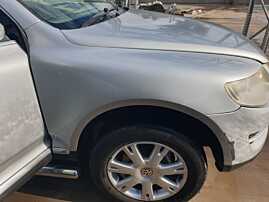 Aripa Dreapta Fata Volkswagen Touareg 7L FL Facelift 2007 - 2010 Culoare LA7W [K8259]
