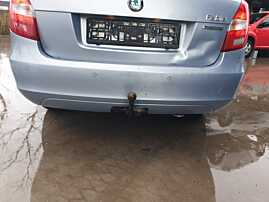 Bara Spoiler Spate cu Locas Senzori Parcare cu Imperfectiuni Skoda Fabia 2 Break Combi FL Facelift 2010 - 2014 Culoare LF8K [K8020]