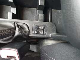 Buton Butoane Incalzire Scaune Fata Stanga Dreapta Subaru Forester 2007 - 2013 [K8743]