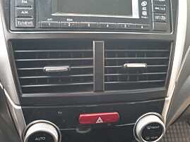 Gura Grila Guri Grile Aer Aerisire Ventilatie Bord Central Subaru Forester 2007 - 2013 [K8748]