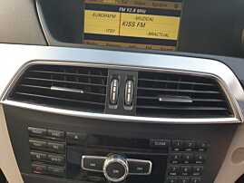 Gura Grila Guri Grile Aer Aerisire Ventilatie Dubla Bord Central Mercedes Clasa C Class W204 FL Facelift 2011 - 2014 [Q0080]