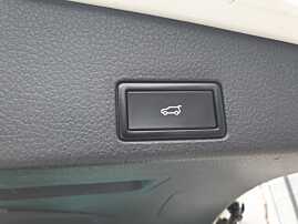Buton Actionare Inchidere Electrica Haion Capota Portbagaj Volkswagen Touareg 7P 2011 - 2018 [K9039]