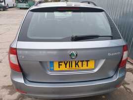 Haion Hayon Capota Portbagaj Dezechipat cu Luneta Geam Sticla Skoda Superb 2 Break Combi 2008 - 2015 Culoare LF8L 2G2G [K8906]