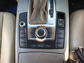 Consola Centrala Buton Butoane Comanda Comenzi Unitate Radio Navigatie Auto Volan Dreapta Audi A6 C6 2005 - 2011 [K9264]