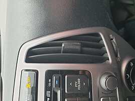 Grila Gura Grile Guri Aerisire Ventilatie Bord Central Dreapta Hyundai I20 PB 2008 - 2014 [Q1918]