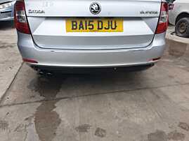 Bara Spoiler Spate cu Locas Senzori Parcare cu Imperfectiuni Skoda Superb 2 Break Combi FL Facelift 2008 - 2015 Culoare LA7W [K9113]