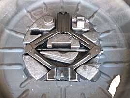 Trusa Polistiren Coarba cu Cric Ford Kuga 2 2012 - 2016 [K9457]