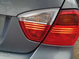 Tripla Stop Lampa Dreapta de pe Haion Hayon Portbagaj BMW Seria 3 E90 Sedan Berlina NFL Non Facelift 2004 - 2007 [K9284]