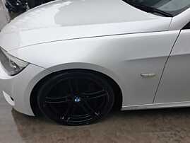 Aripa Stanga Fata BMW Seria 3 E92 2006 - 2013 Culoare A96 Mineralweiss Metallic [K9365]