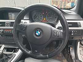Volan 3 Spite Piele Perforata M Sport cu Comenzi cu Uzura FARA Airbag BMW Seria 3 E90 E91 E92 E93 2004 - 2013 [K9401]