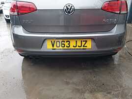 Bara Spoiler Spate cu Locas Pentru Senzori de Parcare Volkswagen Golf 7 Hatchback Scurt 2013 - 2017 Culoare LA7N [K9890]