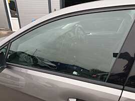 Geam Sticla de la Usa Portiera Stanga Fata Volkswagen Golf 7 Hatchback Scurt 2013 - 2017 [K9906]